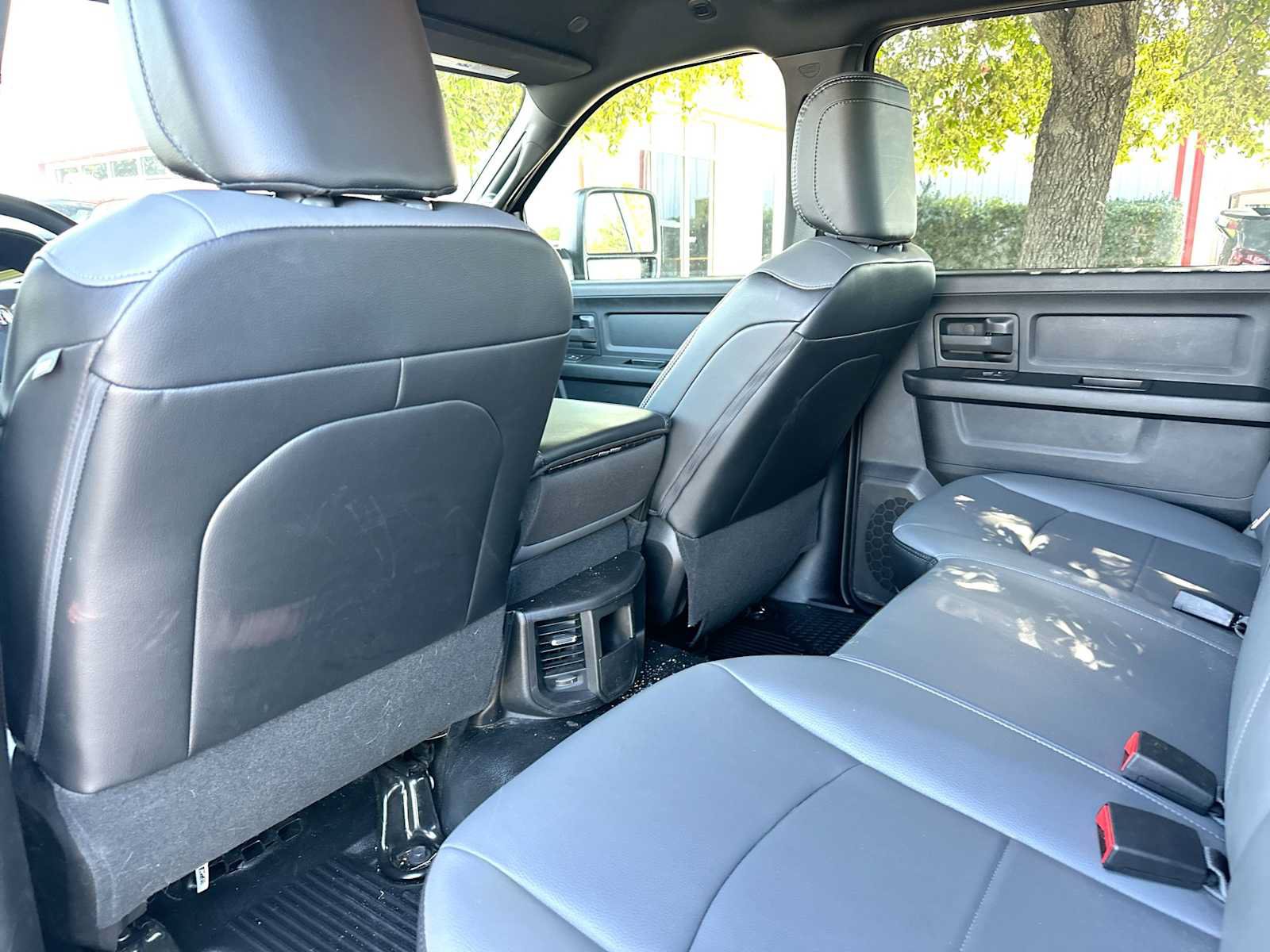Used 2026 RAM 2500 Tradesman w/ Chrome Appearance Group AWD/4WD image 24