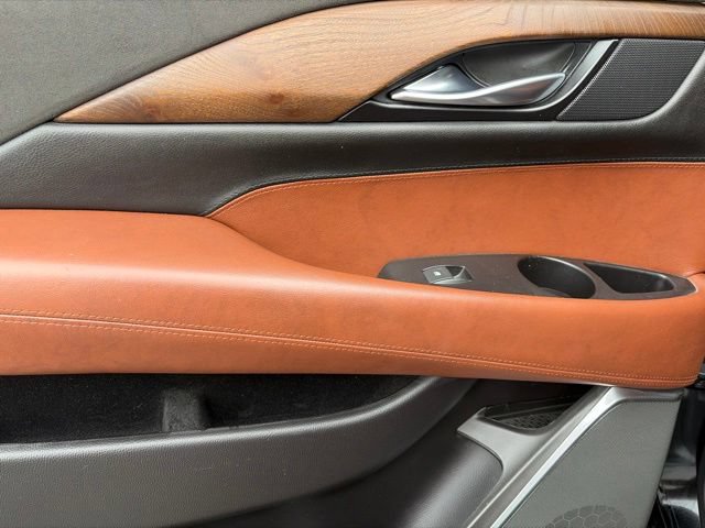 Used 2019 Cadillac Escalade ESV Luxury AWD/4WD image 28
