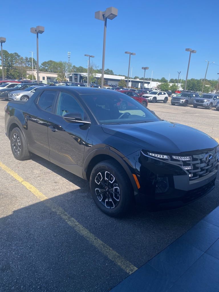 Used 2024 Hyundai Santa Cruz SEL image 2