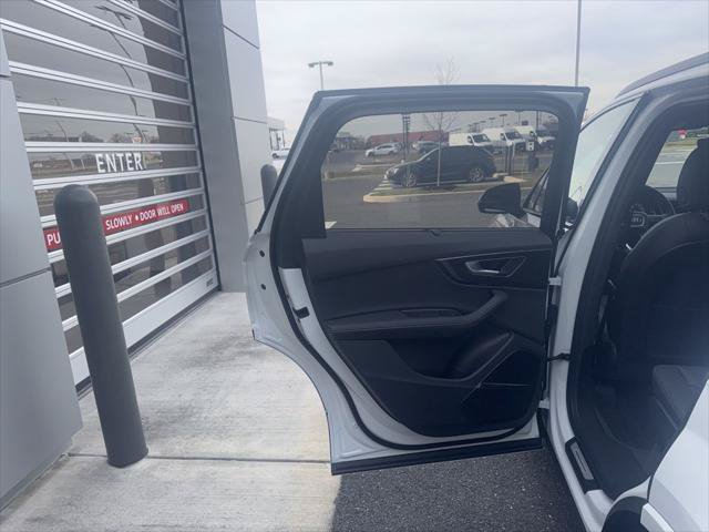 New 2026 Audi Q7 3.0T Premium Plus AWD/4WD image 18