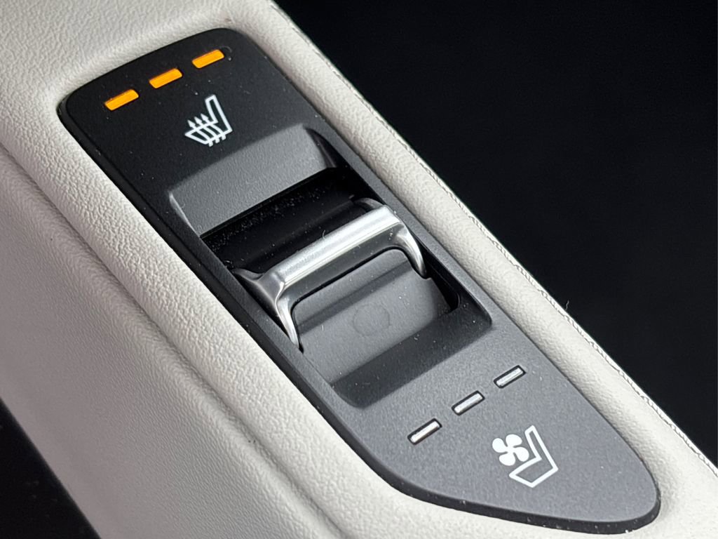 Used 2021 Kia Telluride SX image 38