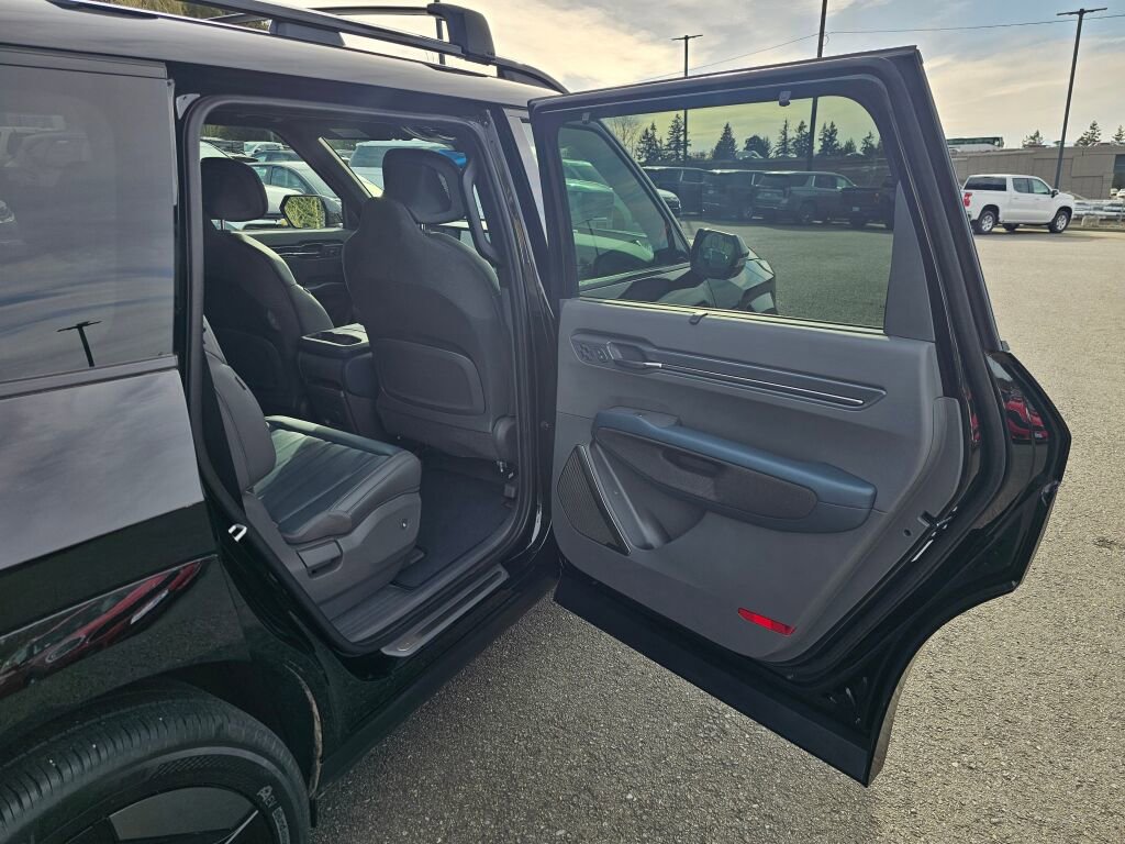 Certified 2024 Kia EV9 GT-Line image 28