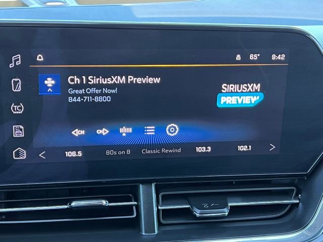 Used 2025 Chevrolet Trax ACTIV w/ Sunroof Package FWD image 23