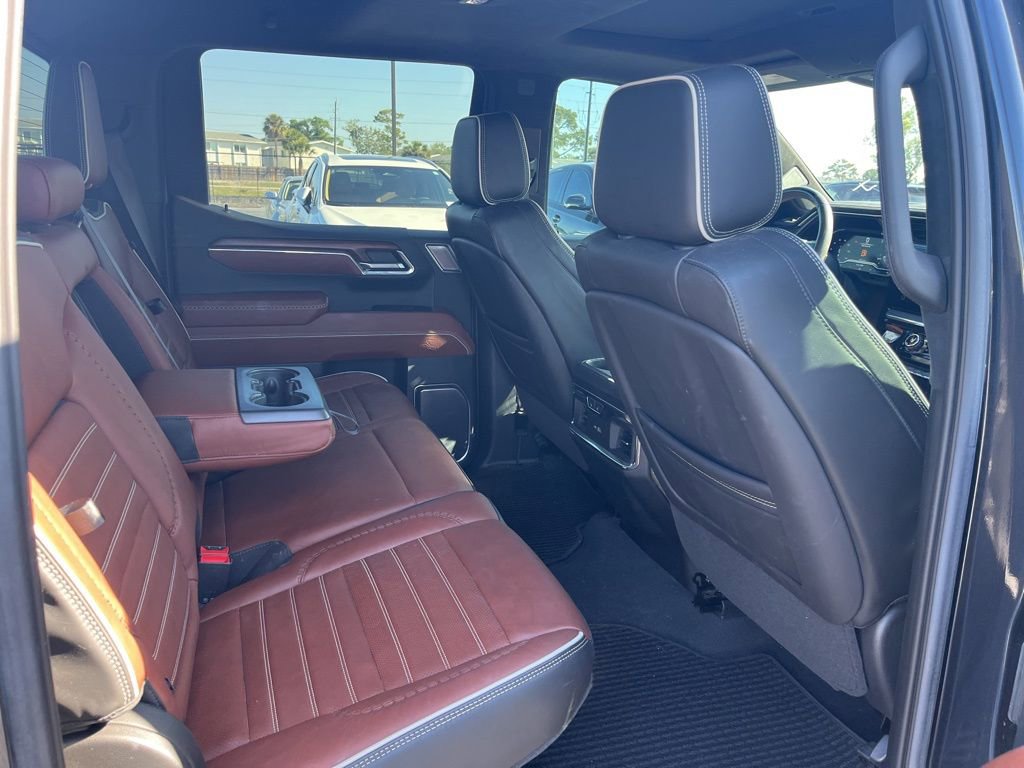 Used 2023 GMC Sierra 1500 Denali Ultimate image 8