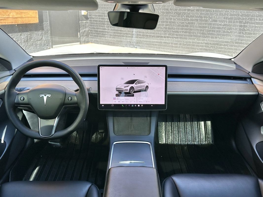 Used 2022 Tesla Model 3 Long Range AWD/4WD image 22