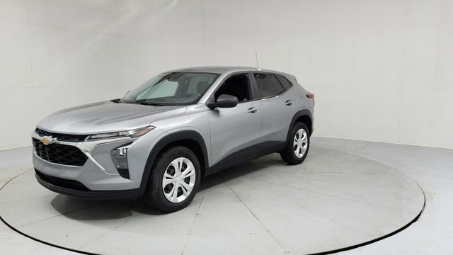 Used 2024 Chevrolet Trax LS