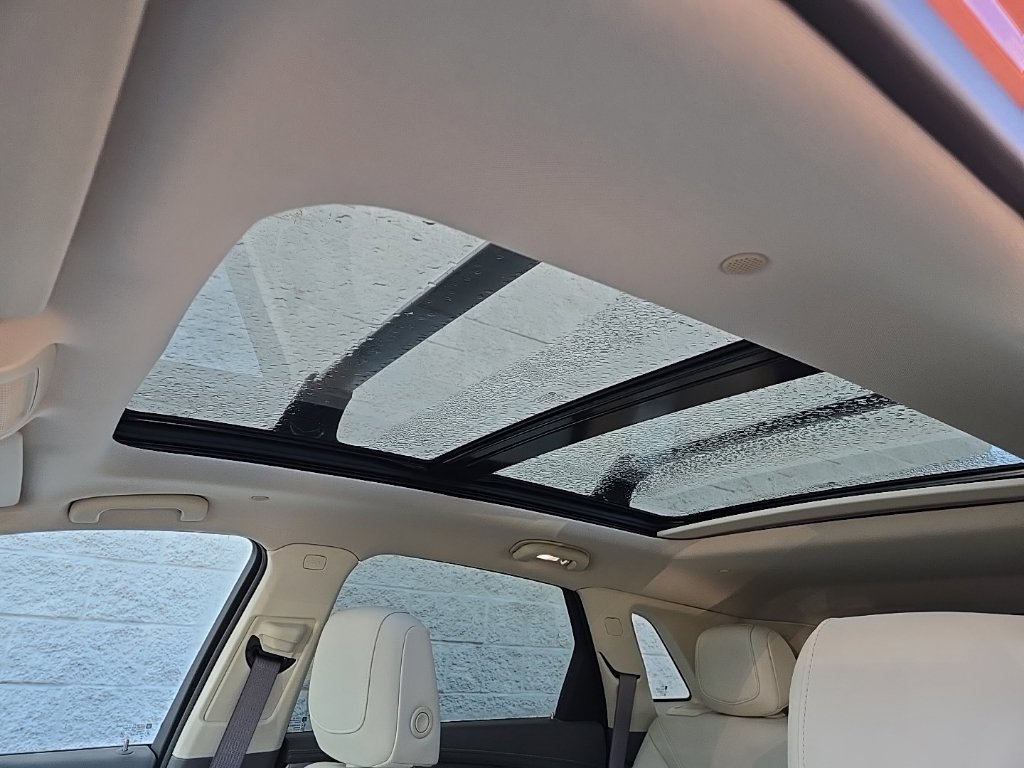 Certified 2023 Cadillac XT5 Premium Luxury w/ Technology Package FWD image 20