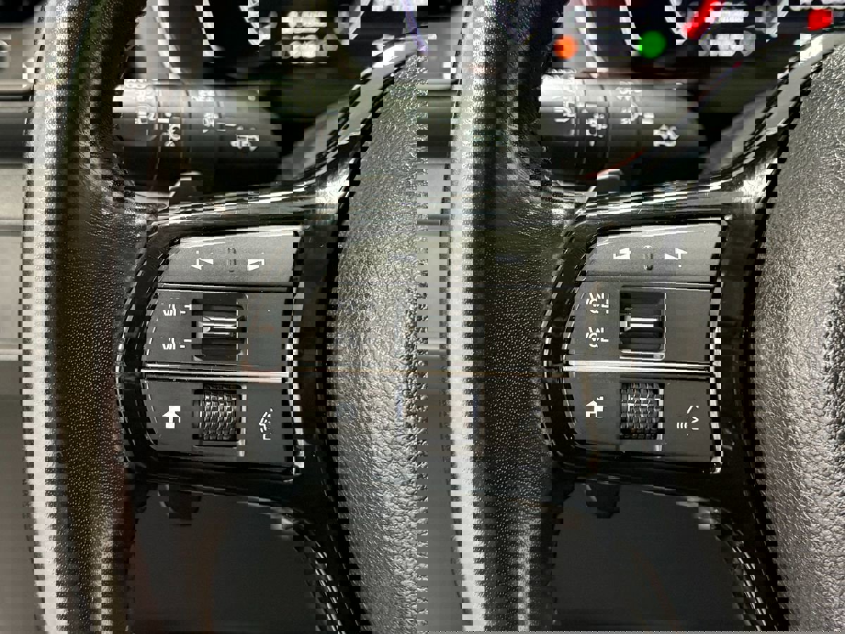 Used 2024 Honda Pilot Touring image 18