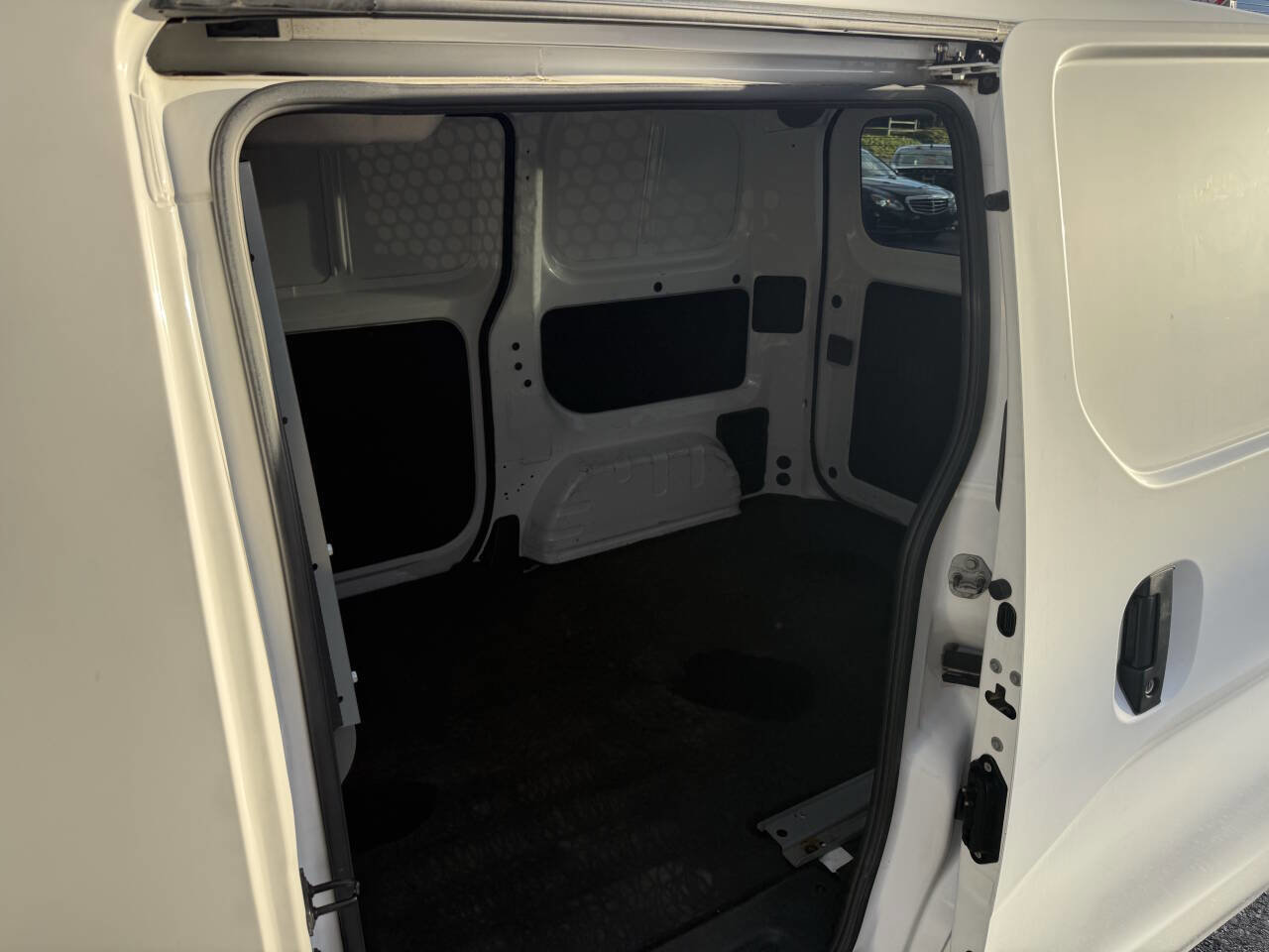 Used 2018 Nissan NV200 S w/ Back Door Glass Package image 8