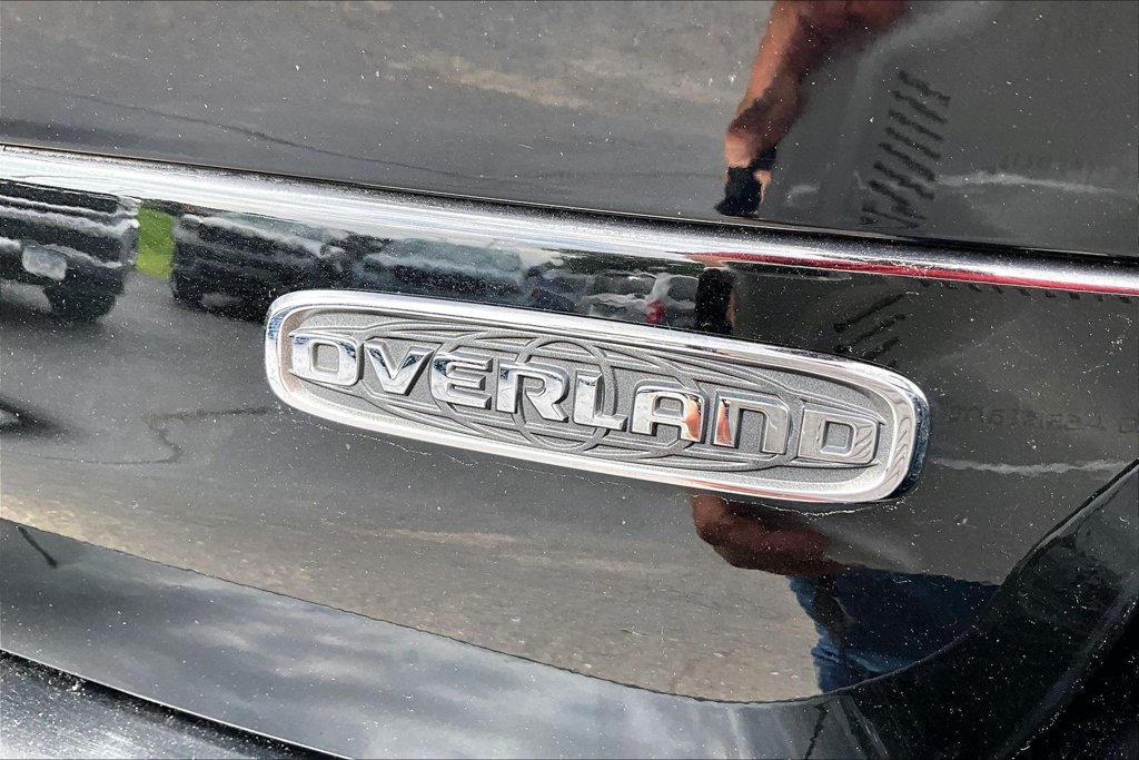 Used 2023 Jeep Grand Cherokee L Overland w/ Rear Seat Video Group I AWD/4WD image 25