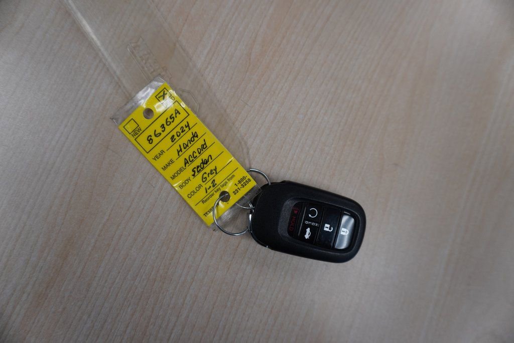 Used 2024 Honda Accord EX image 34