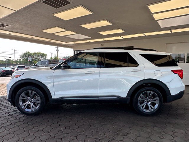 Certified 2023 Ford Explorer XLT w/ Equipment Group 202A AWD/4WD image 2
