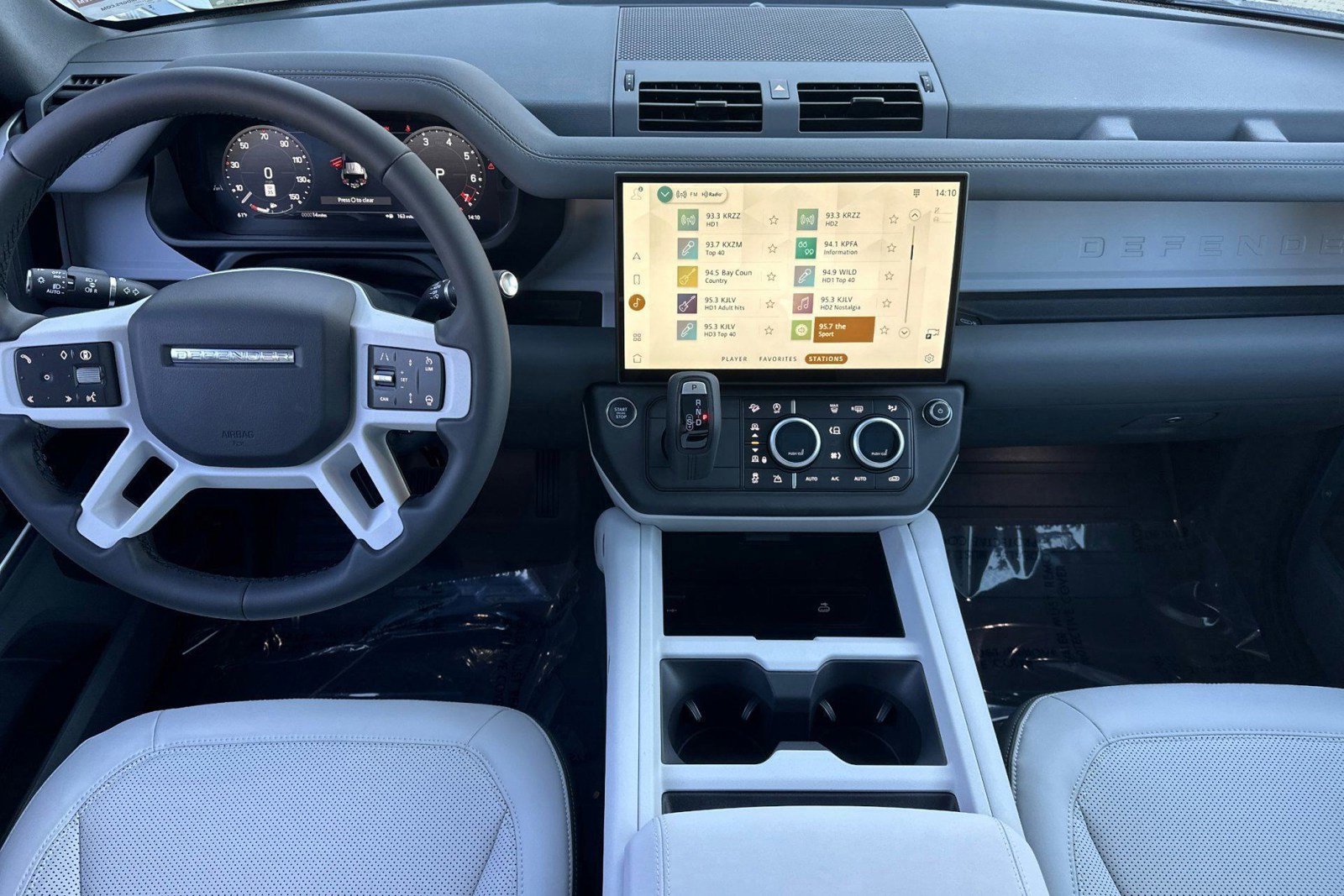 New 2026 Land Rover Defender 110 S AWD/4WD image 13