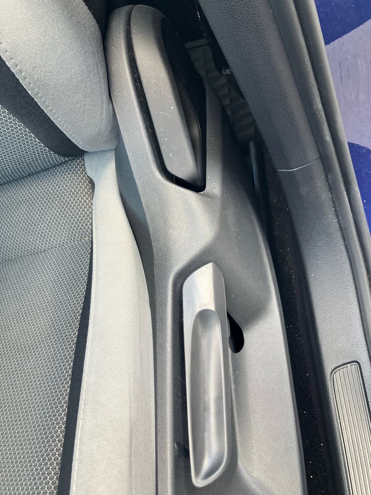 Used 2022 Volkswagen Taos S image 11