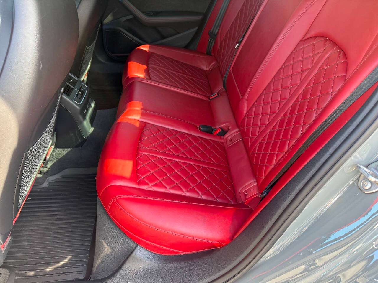 Used 2019 Audi S4 Premium Plus w/ Premium Plus Package image 23