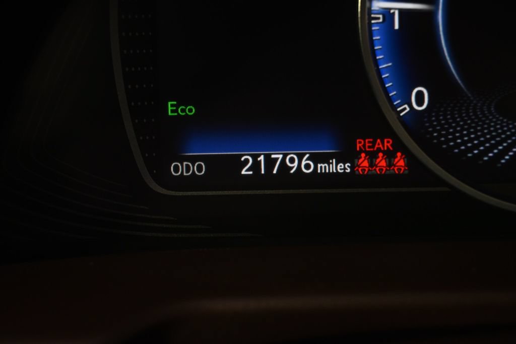 Used 2020 Lexus ES 350 Ultra Luxury w/ Accessory Package 2 FWD image 27