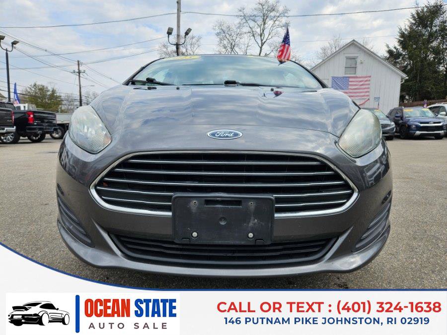 Used 2015 Ford Fiesta SE image 8