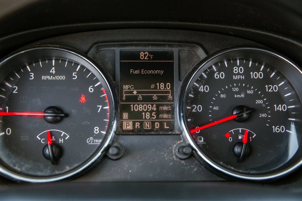 Used 2013 Nissan Rogue S FWD image 17