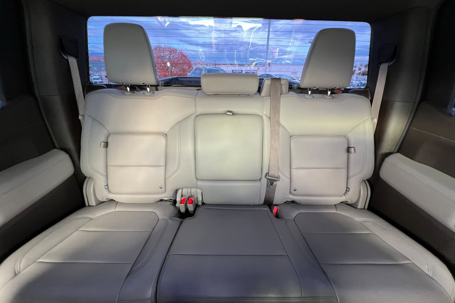 Used 2019 Chevrolet Silverado 1500 LTZ w/ Max Trailering Package image 25