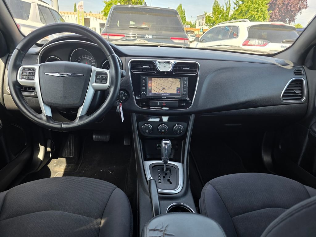 Used 2012 Chrysler 200 Touring w/ Sun/Sound Group FWD image 5