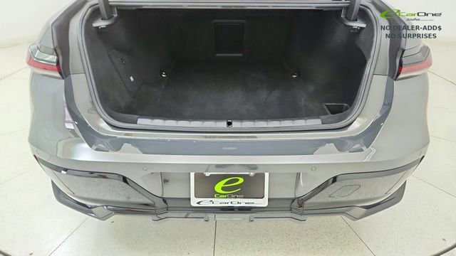 Used 2023 BMW i7 xDrive60 AWD/4WD image 14