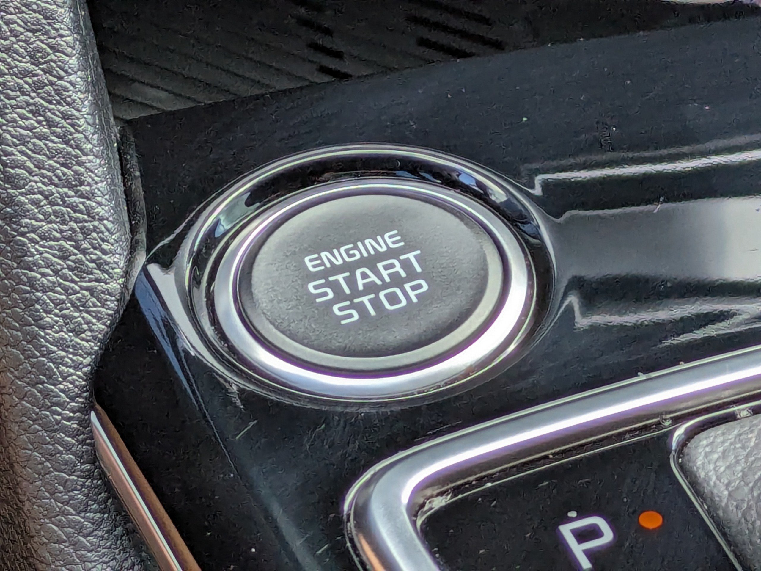 Used 2025 Kia Sportage SX FWD image 32