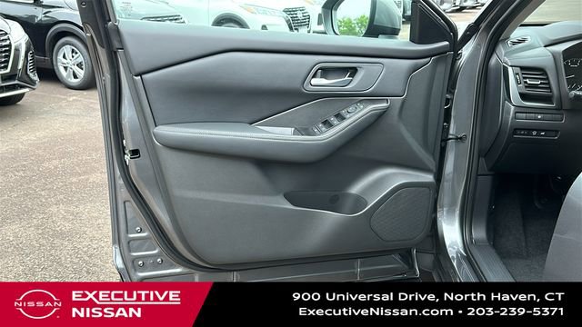 New 2026 Nissan Rogue SV image 9