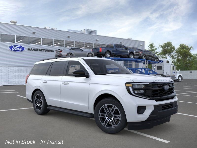 New 2026 Ford Expedition Active image 7