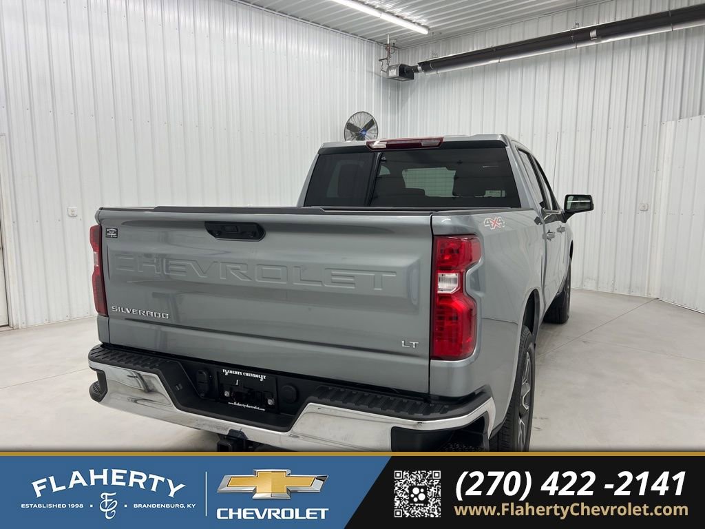 Used 2024 Chevrolet Silverado 1500 LT AWD/4WD video 3