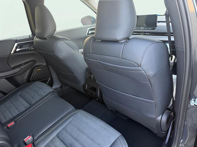 New 2026 Mitsubishi Outlander SE FWD image 28