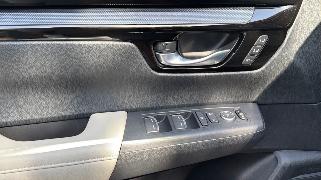 Certified 2025 Honda CR-V EX-L image 16