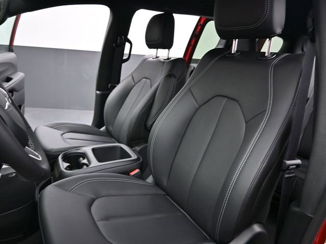 New 2026 Chrysler Voyager LX image 11