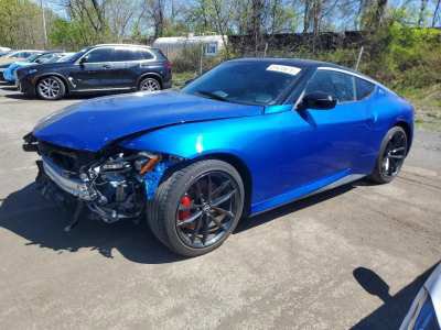 Used 2024 Nissan Z Performance w/ Floor Mat Package RWD image 3