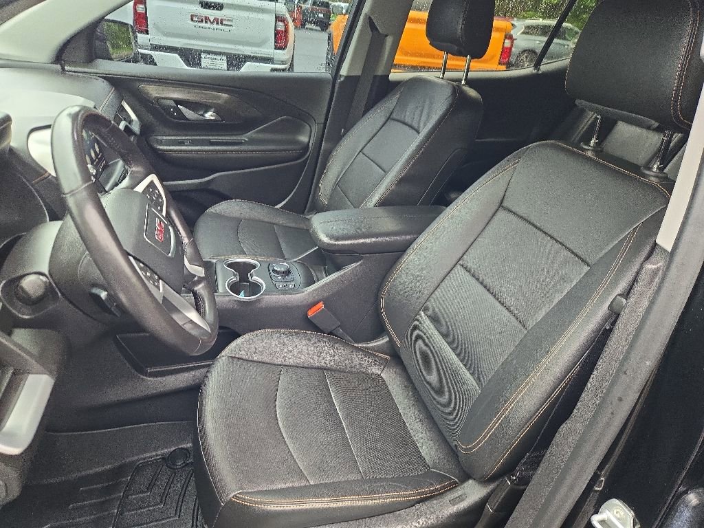 Used 2020 GMC Terrain SLT w/ Preferred Package AWD/4WD image 14