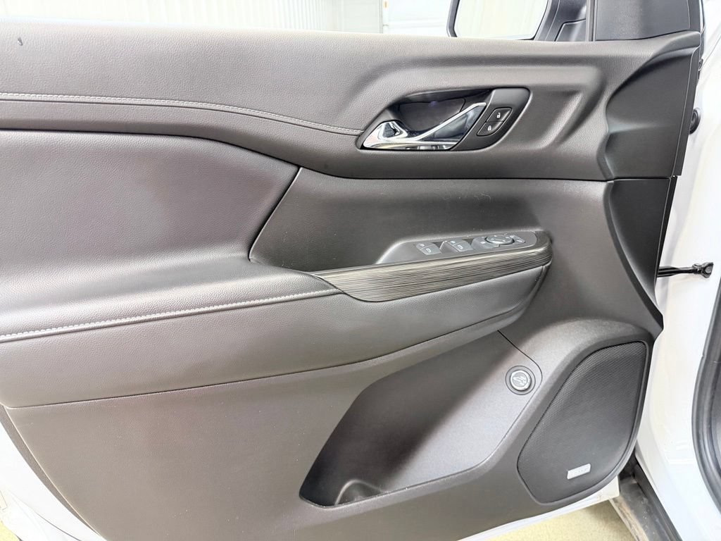 Used 2019 GMC Acadia SLT FWD image 8