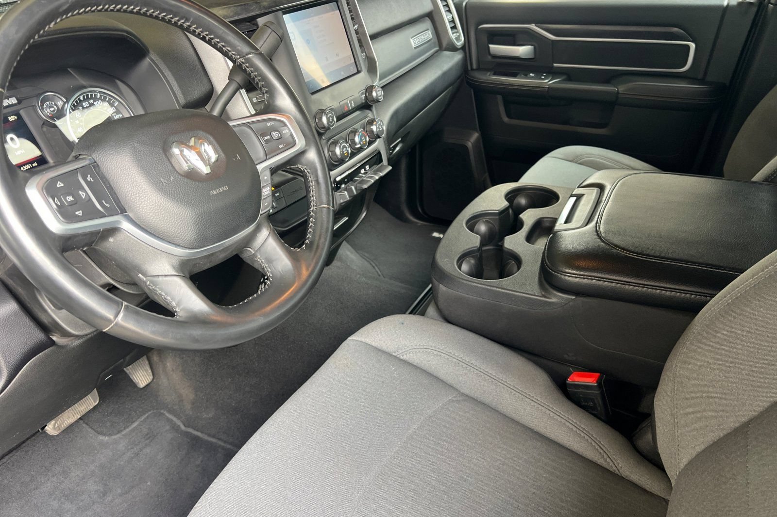 Used 2024 RAM 2500 Big Horn AWD/4WD image 10