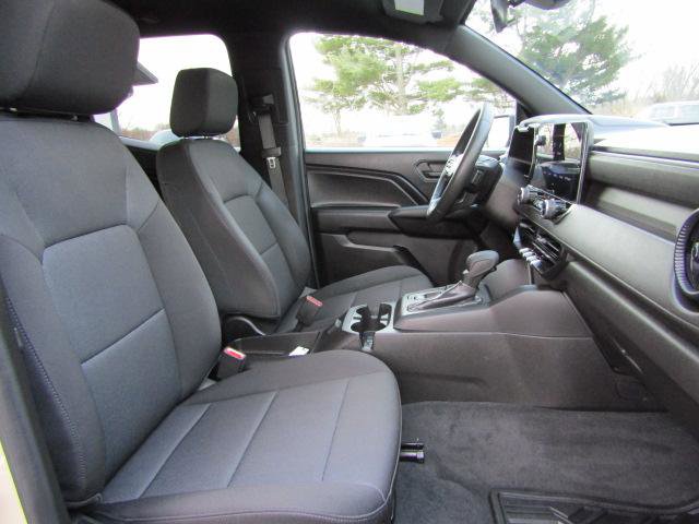 Used 2024 Chevrolet Colorado W/T image 12