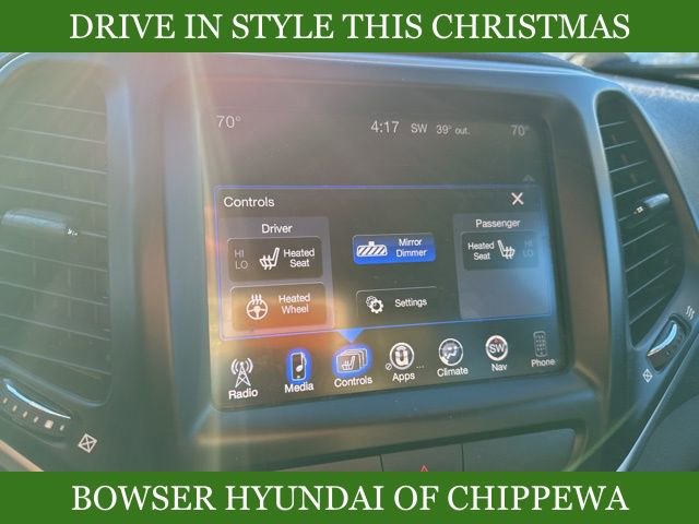 Used 2016 Jeep Cherokee Trailhawk w/ Comfort/Convenience Group image 3