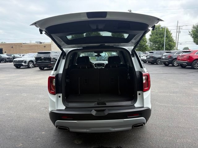 Used 2023 GMC Acadia SLE w/ Driver Convenience Package FWD image 6