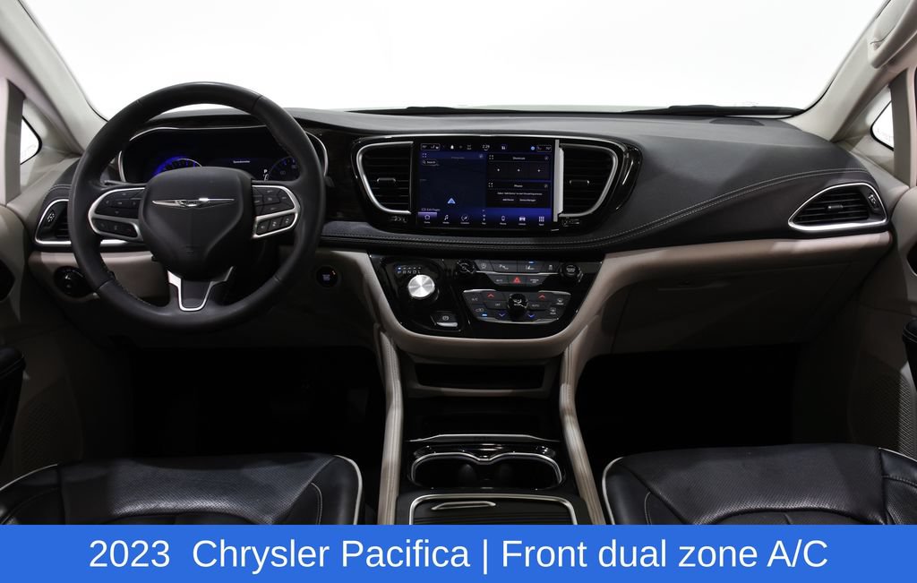 Used 2023 Chrysler Pacifica Limited FWD image 8