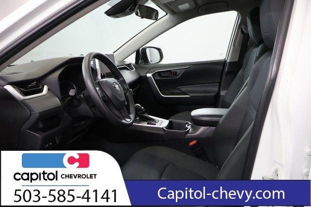 Used 2024 Toyota RAV4 LE image 12
