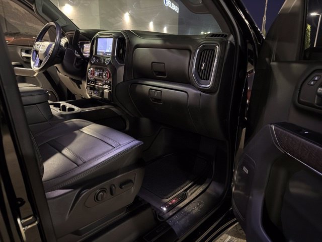 Used 2023 GMC Sierra 2500 Denali w/ Denali Black Diamond Edition AWD/4WD image 22