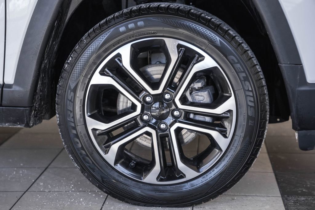 Used 2022 Jeep Compass Limited image 22