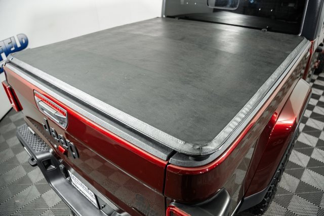 Used 2021 Jeep Gladiator Willys image 9
