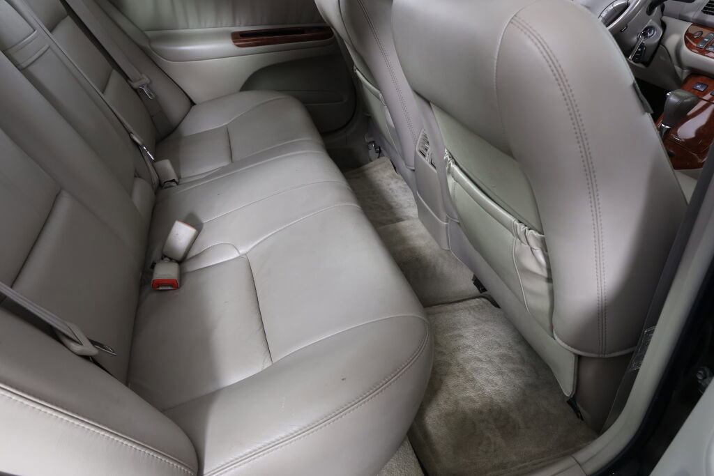 Used 2005 Toyota Camry XLE image 19