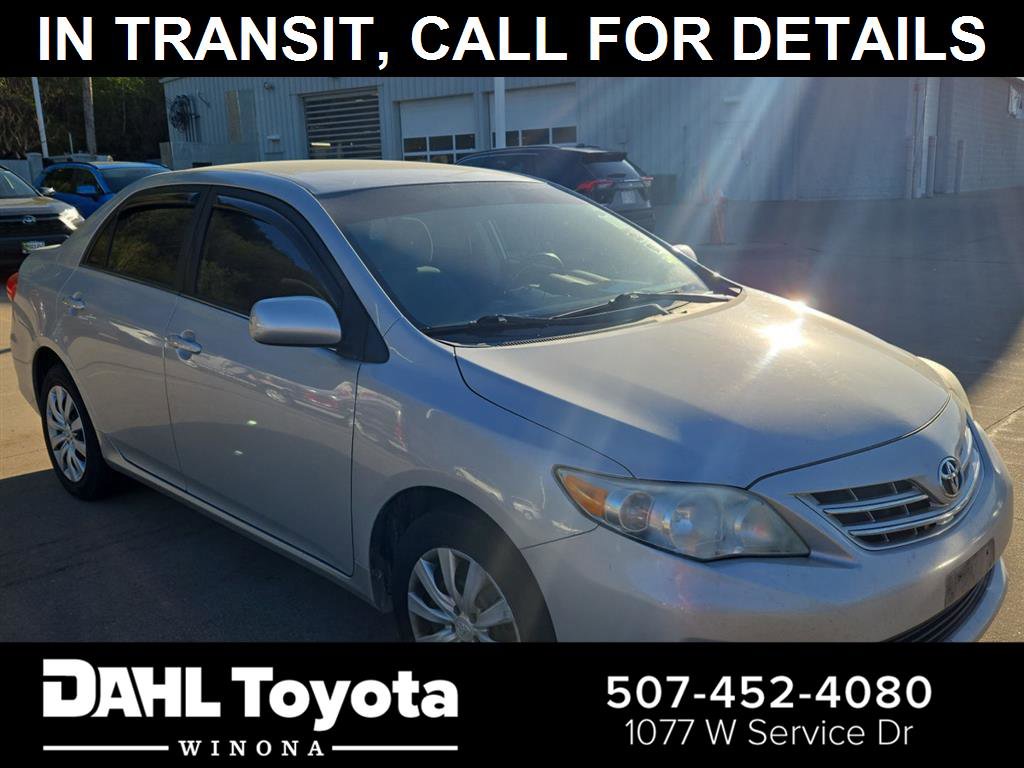 Used 2013 Toyota Corolla LE FWD image 1