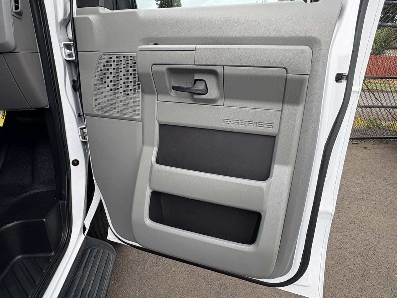 Used 2014 Ford E-350 and Econoline 350 XL w/ Power Windows & Locks Group RWD image 13
