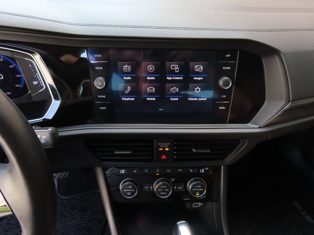 Used 2019 Volkswagen Jetta SEL FWD image 17