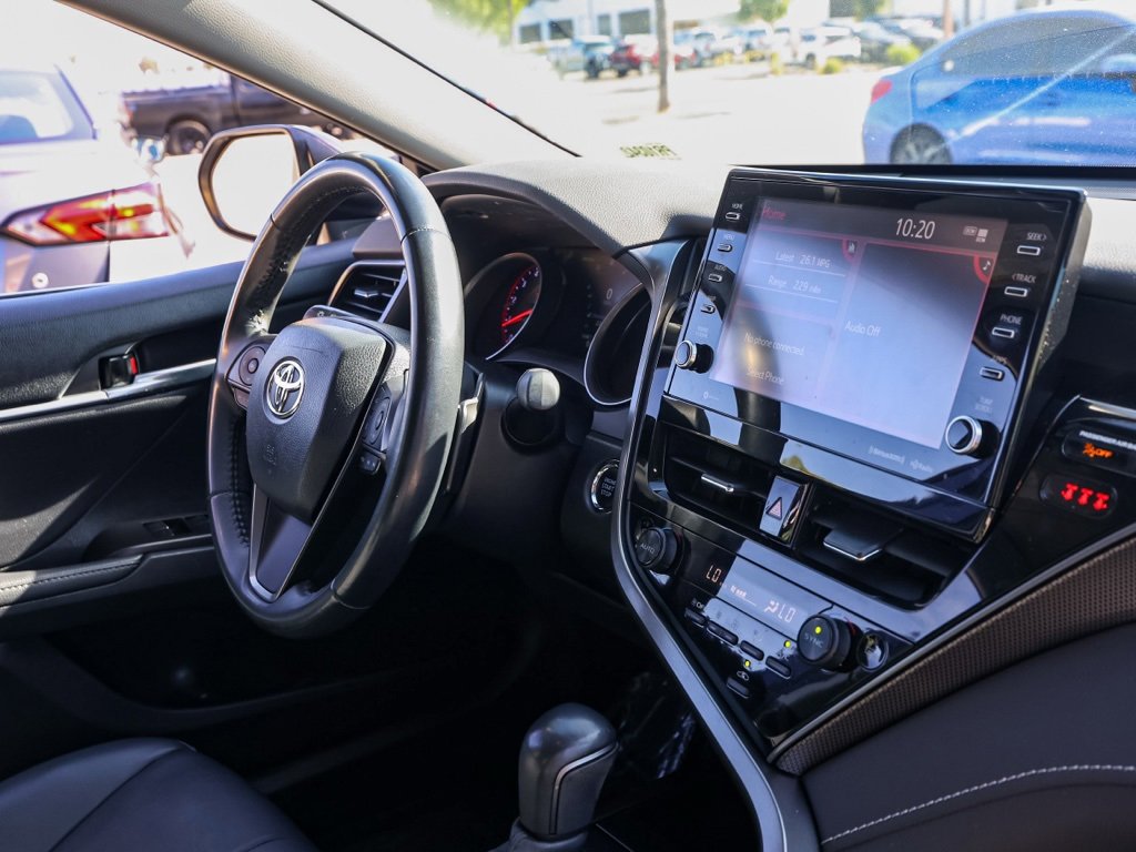Used 2022 Toyota Camry XSE image 19