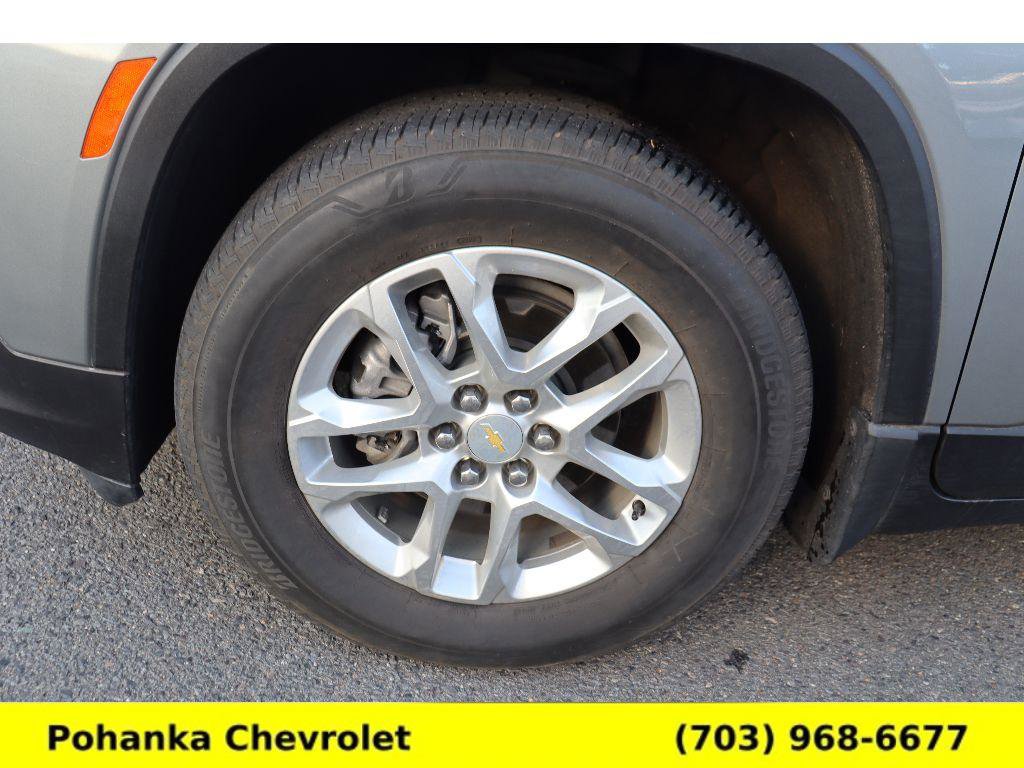 Used 2023 Chevrolet Traverse LS w/ Safety Package image 29